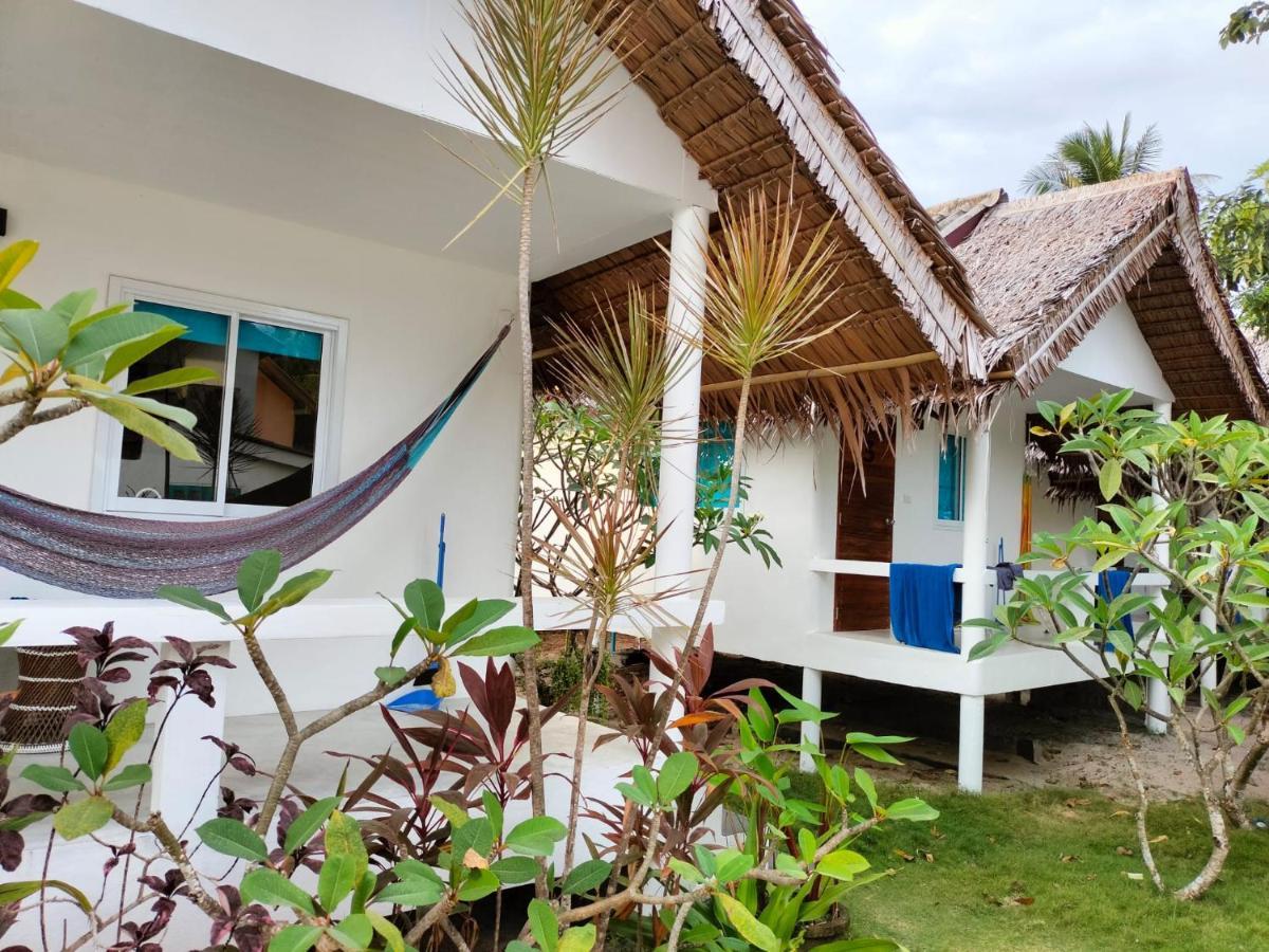 Sand Terrace Beach Bungalows Ban Tai Exterior photo