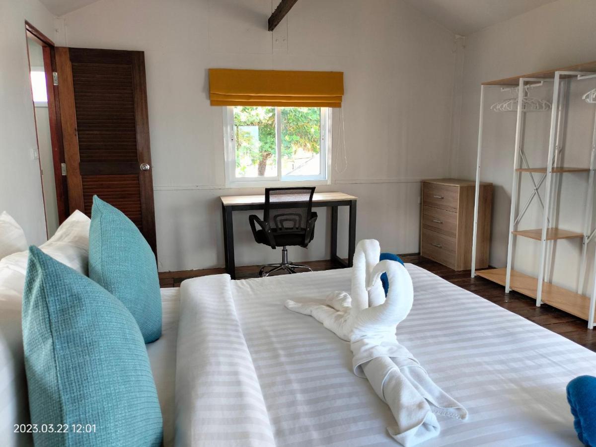 Sand Terrace Beach Bungalows Ban Tai Exterior photo
