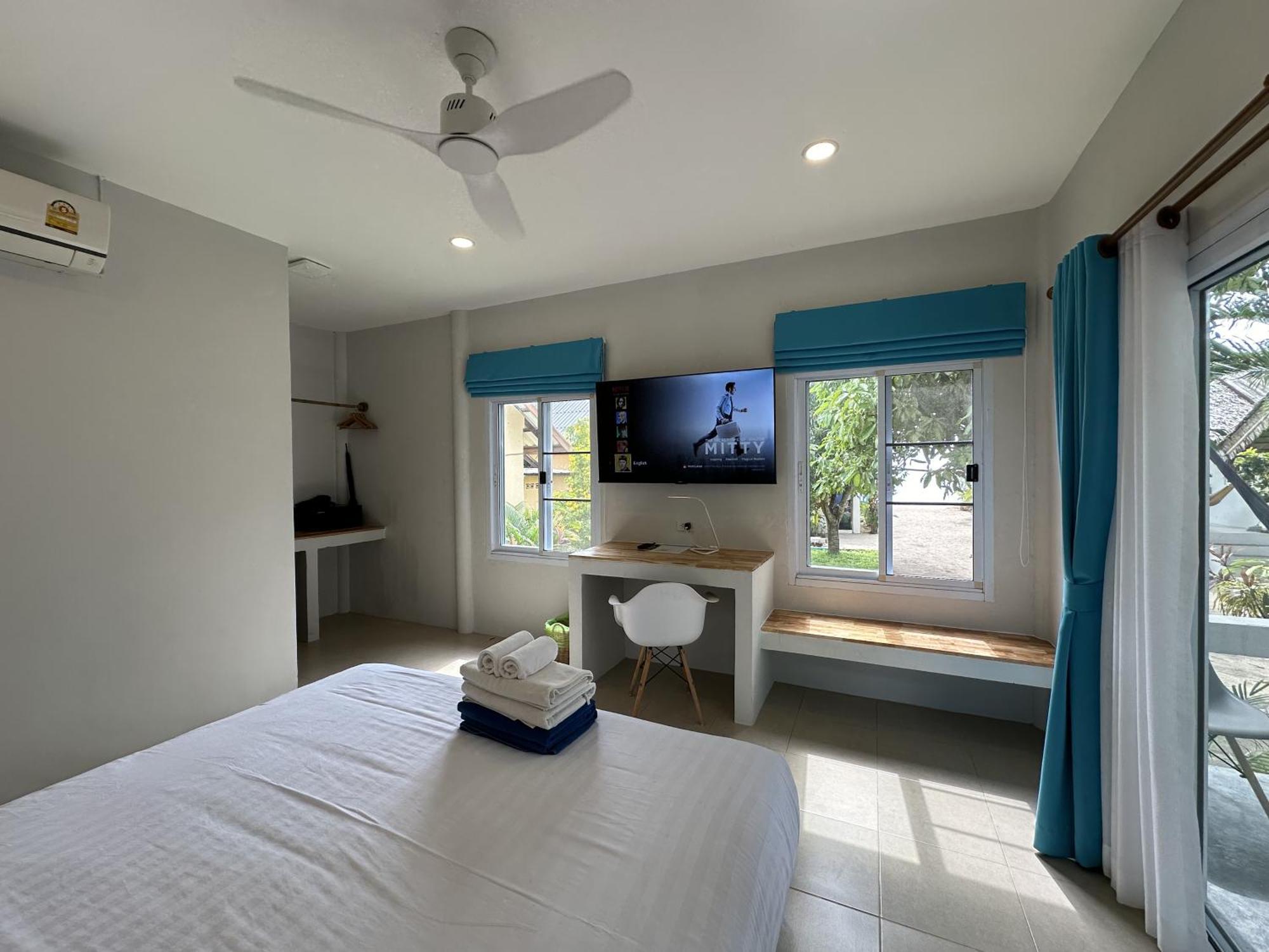 Sand Terrace Beach Bungalows Ban Tai Exterior photo