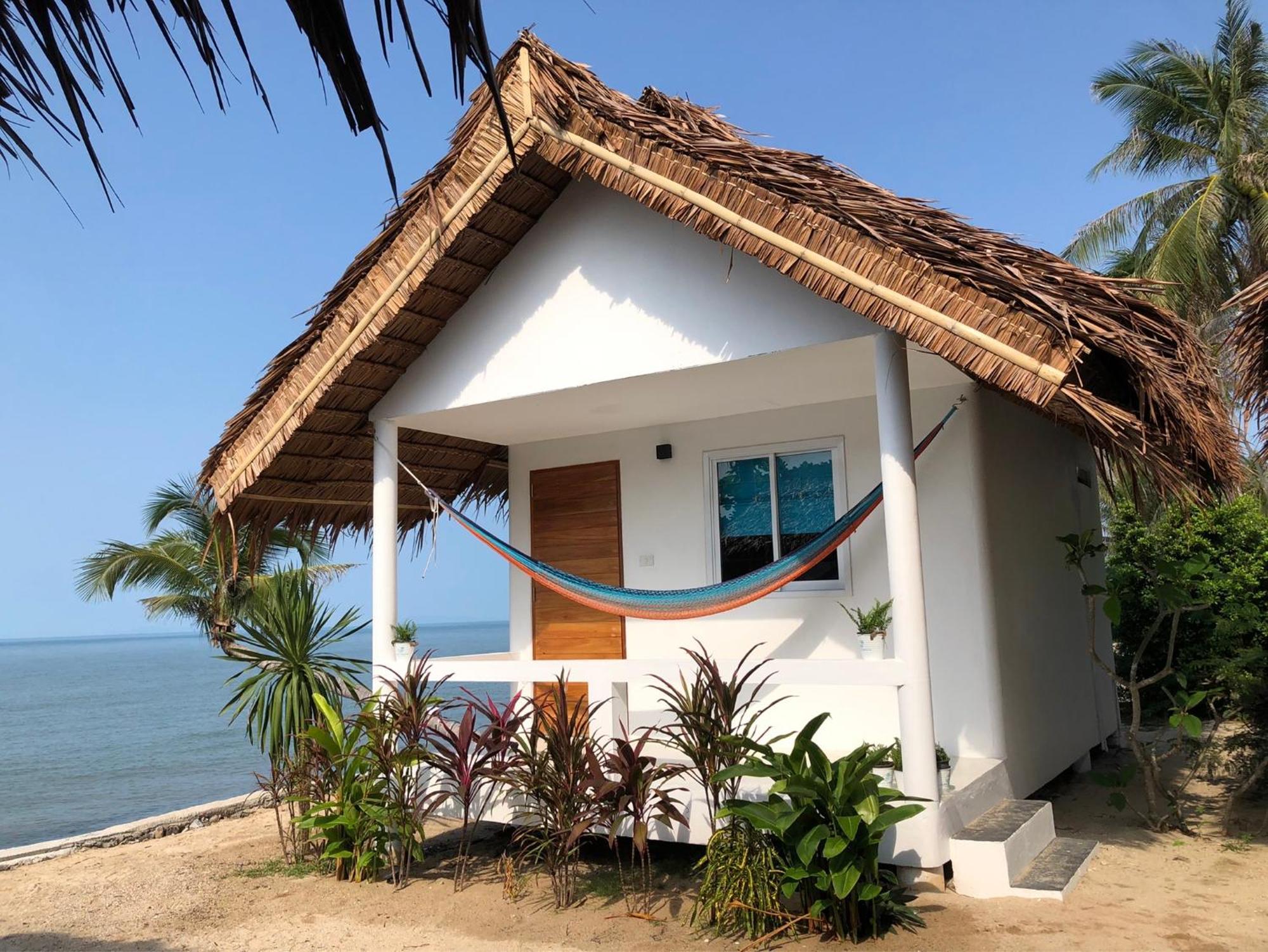 Sand Terrace Beach Bungalows Ban Tai Exterior photo
